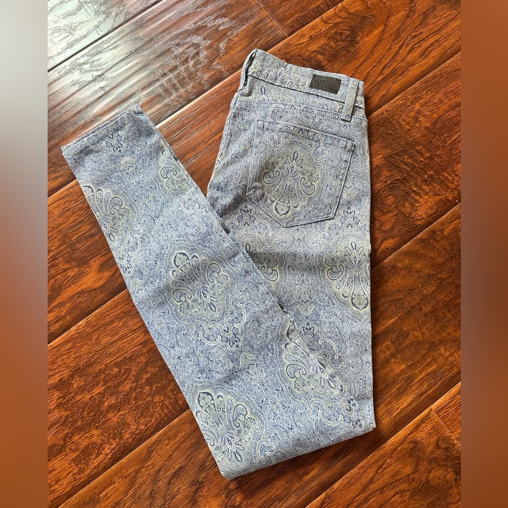 PAIGE Paisley Skinny Jeans in Gray and Cream